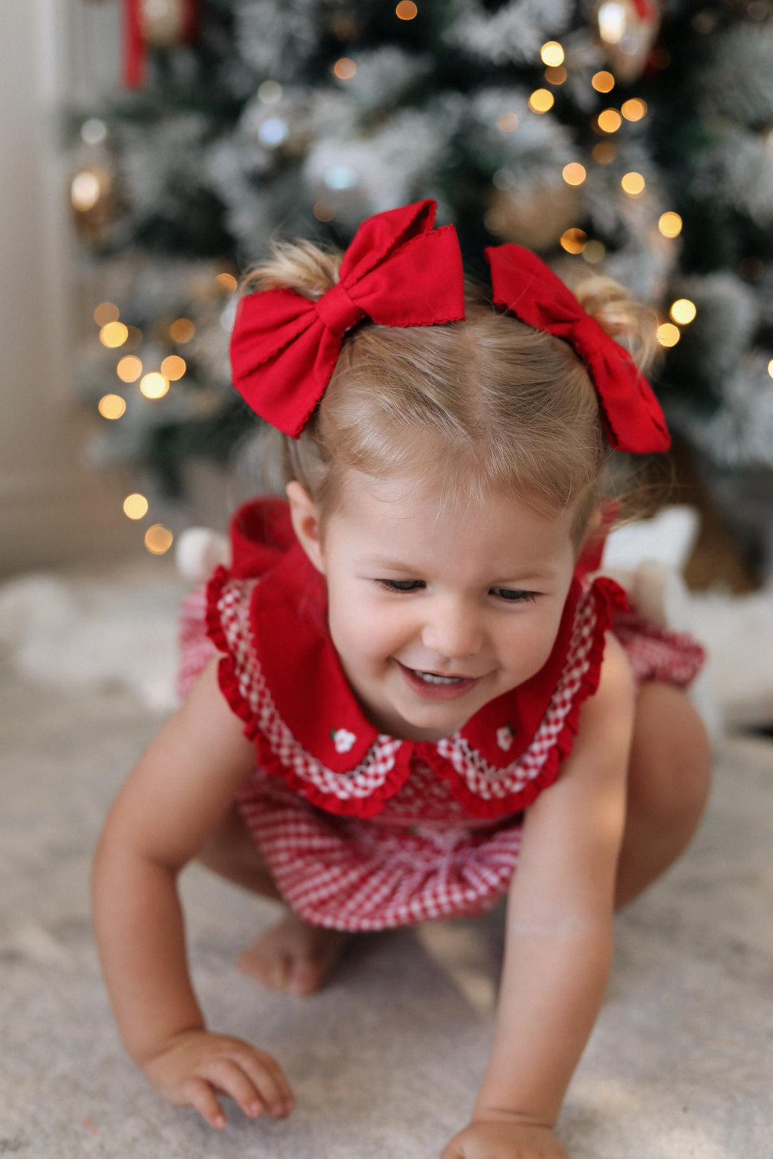 Holiday Hair Bow- Red *Pre-Order October